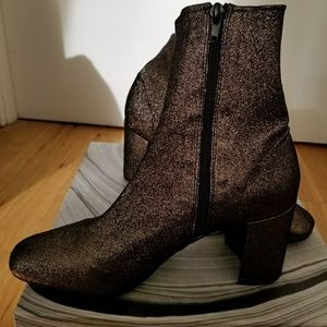 Ankle boots